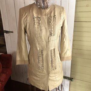 Elie Tahari soft 100% leather coat size small